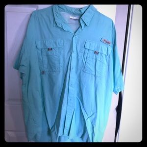 Columbia PFG button down